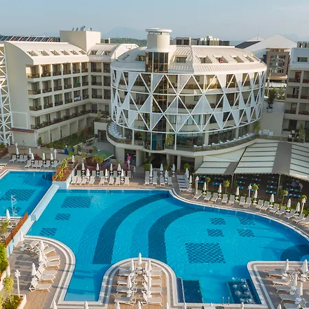 Crown Sunshine Hotel 5*